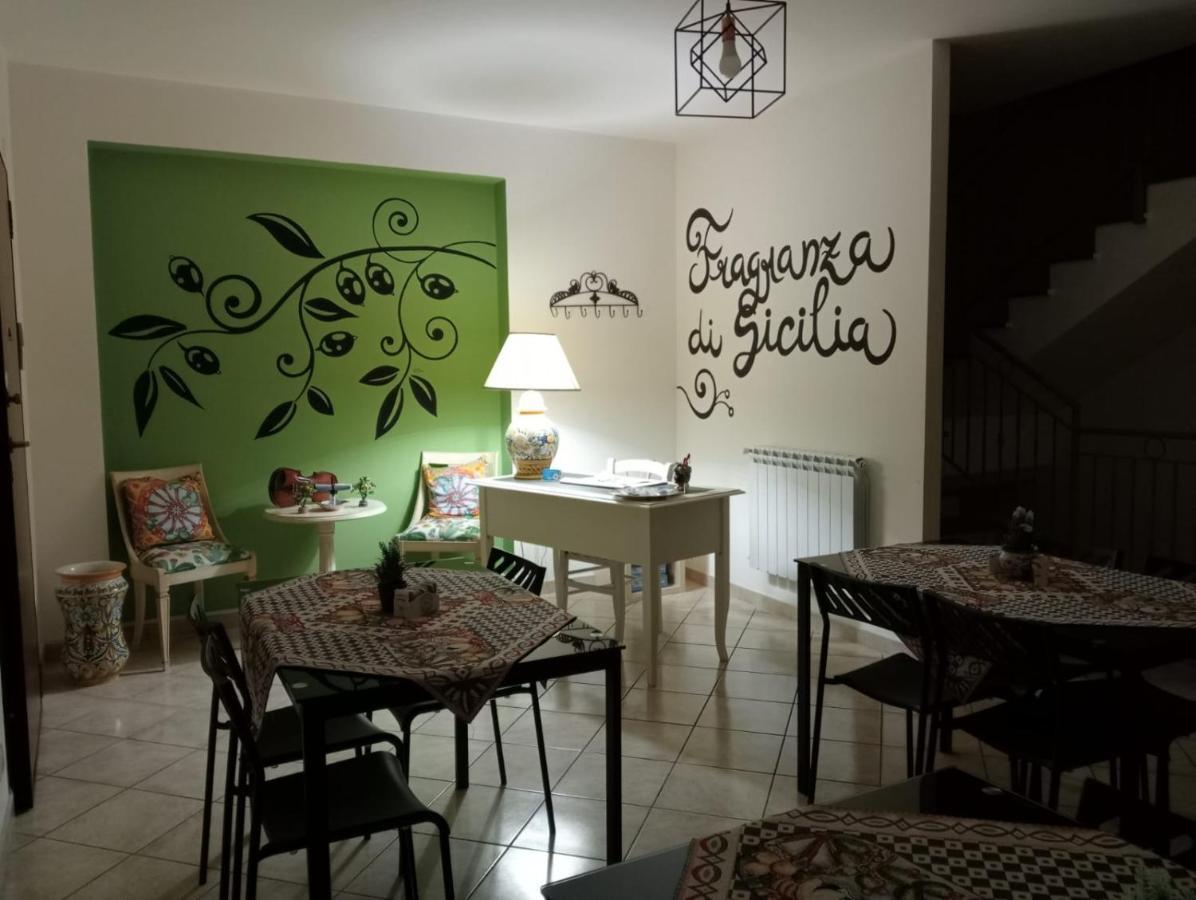 B&B Fragranza Di Sicilia Giardini Naxos Exteriör bild
